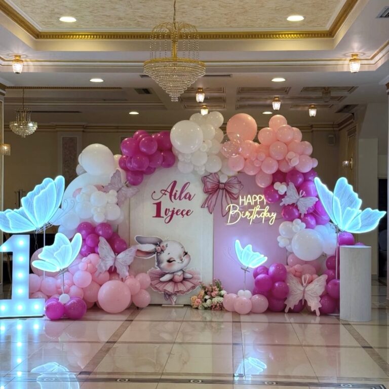 Instagram post from noahhevents. This post is in position 1.